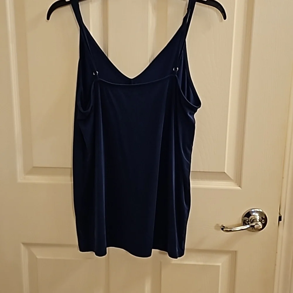 Beautiful Tank Top - Picture 2 of 3